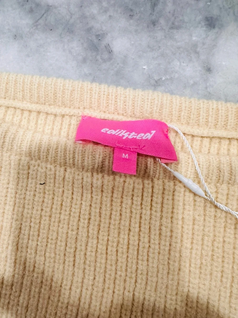 Edikted ribbed knit